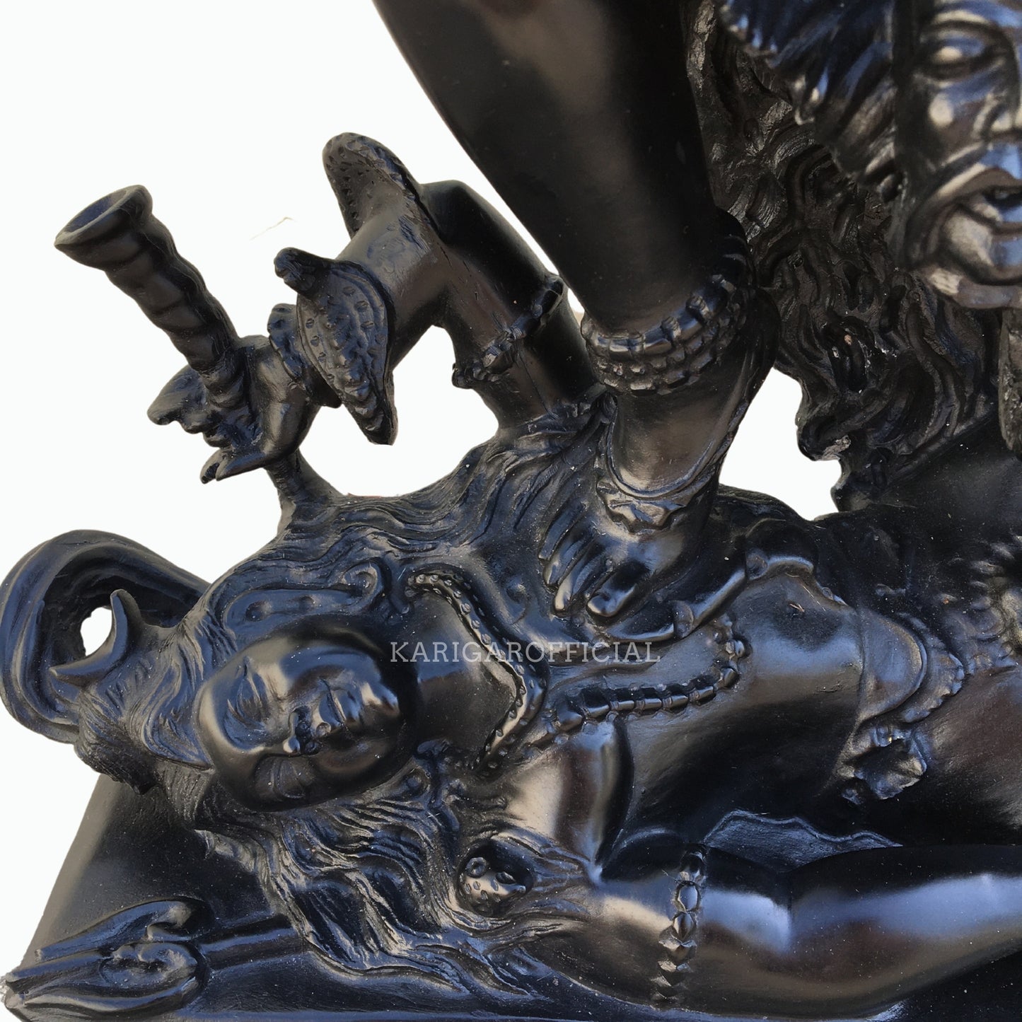 Maa Kali de pie sobre Shiva Estatua negra de Mahakali de 27 pulgadas para el templo del hogar