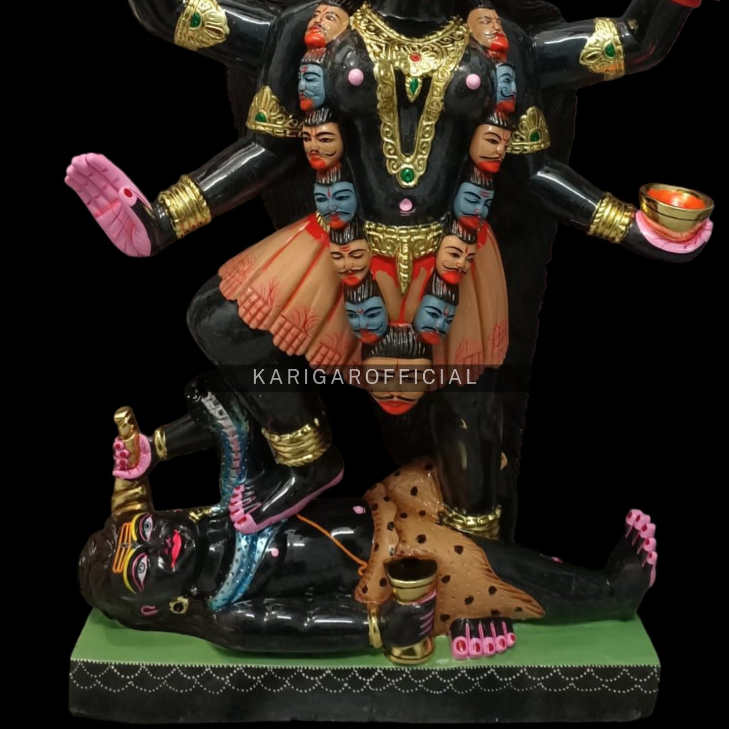 Maa Kali de pie sobre Shiva Estatua grande de Mahakali de 27 pulgadas para el templo del hogar 