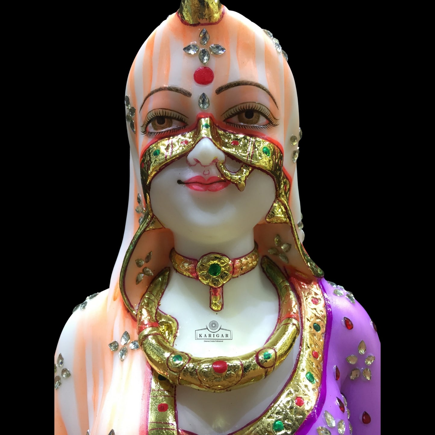 Estatua de busto de Bani Thani, Murti grande de 9.0 in, escultura de mármol del busto indio de Mona Lisa, busto tradicional de mujer india, figura de ropa de joyería multicolor, regalos para decoración del hogar y la oficina (púrpura) 