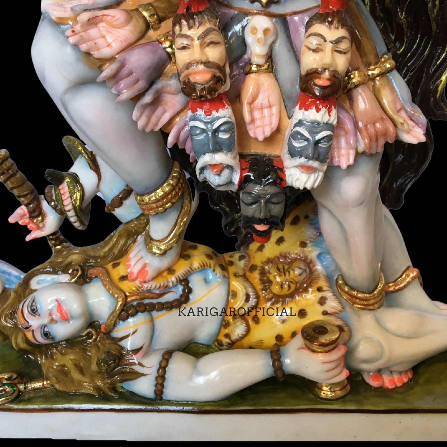 Maa Kali de pie sobre Shiva Estatua grande de Mahakali de 27 pulgadas para el templo del hogar 